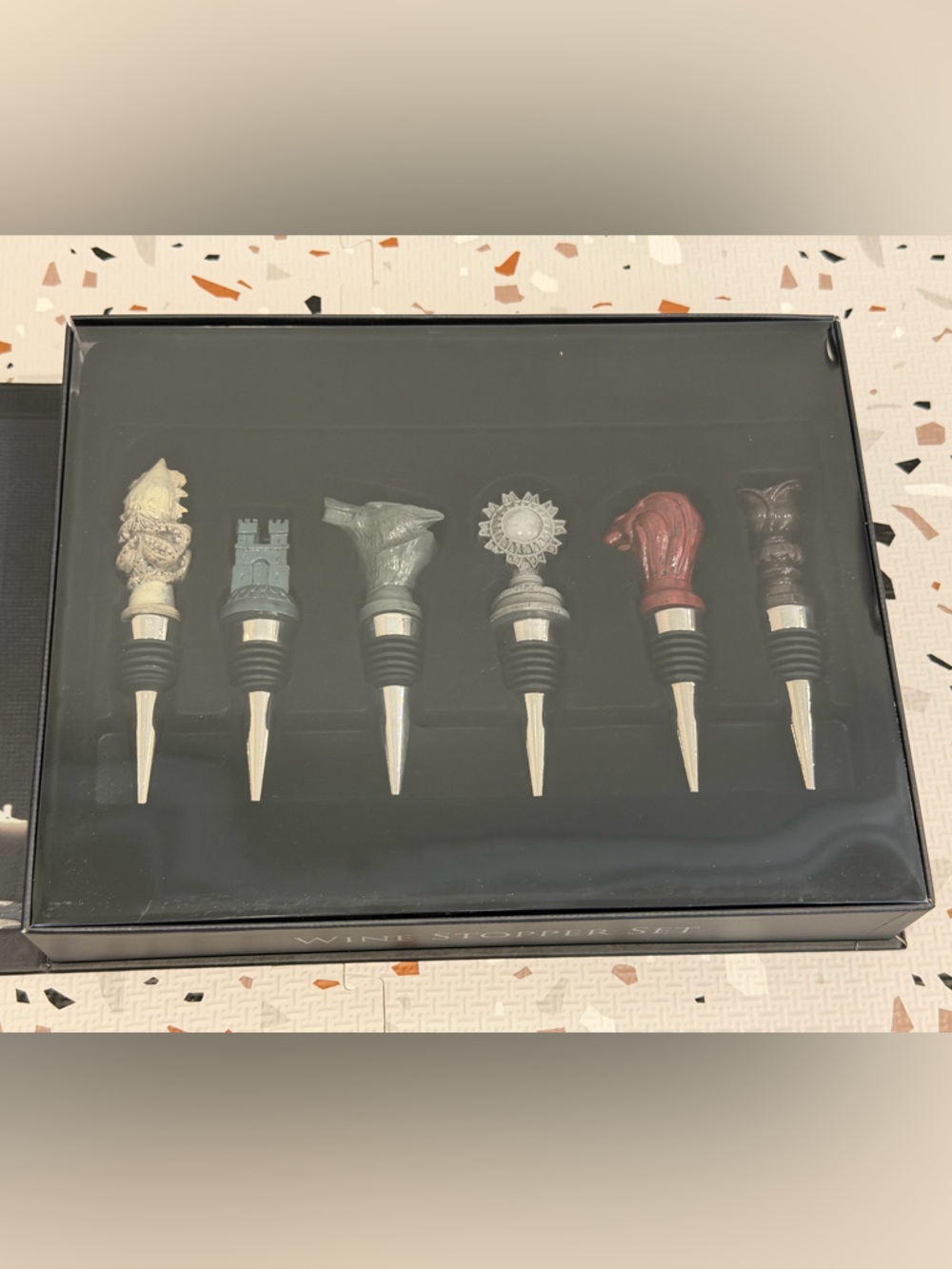 Factory Entertainment Game of Thrones- House of Sigil Wine Stoppers (Set of 6) - Picture 4 of 6